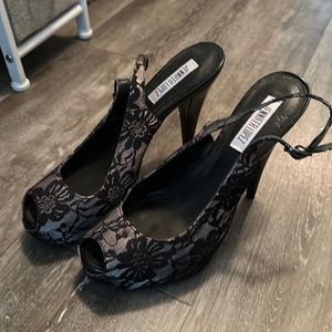 Jennifer Lopez Stiletto Peekaboo Heel - Size 8